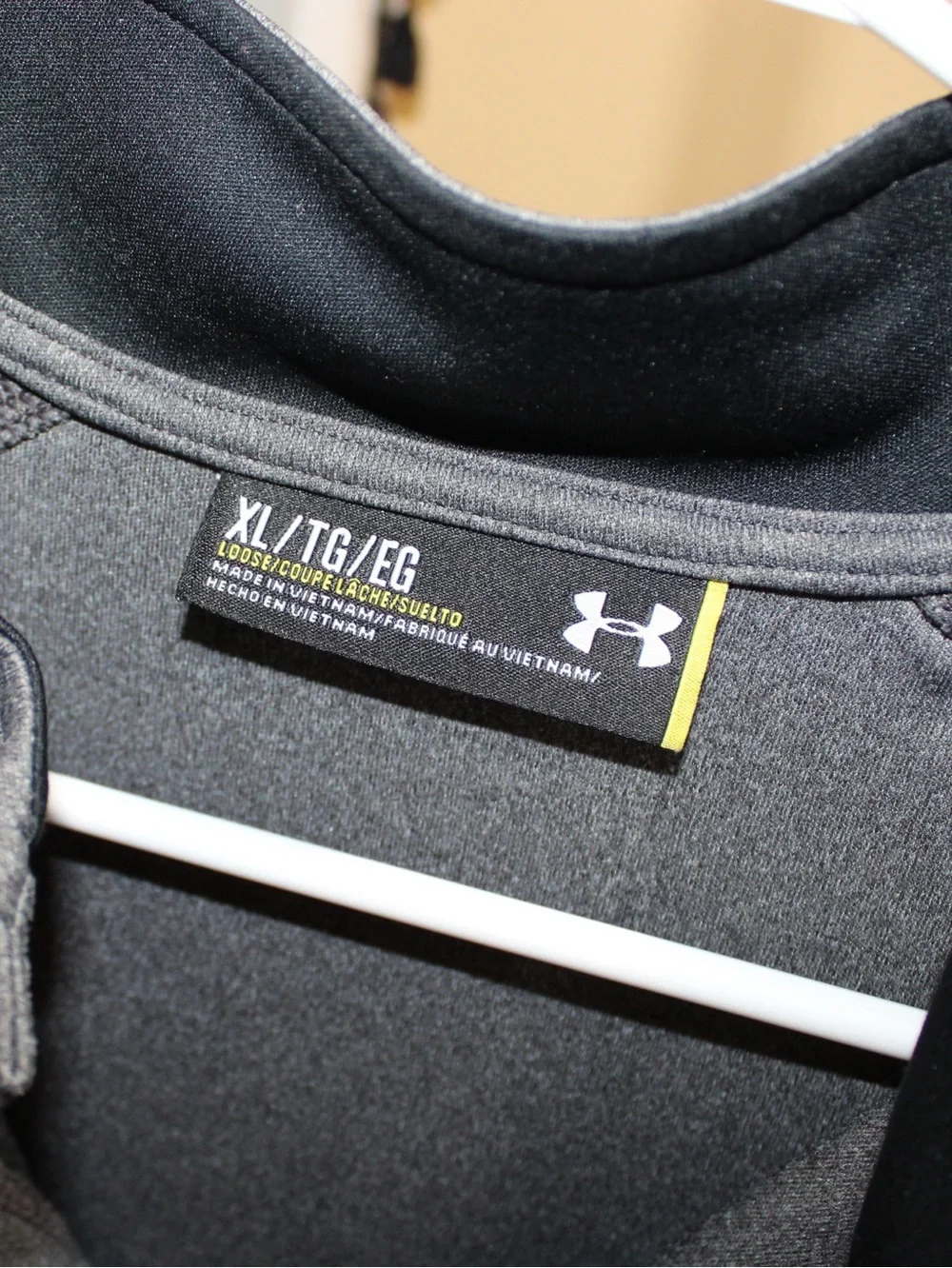 Under Armour Men’s Tech 1/4 Zip Pullover Gray XL | Long Sleeve Performance Top